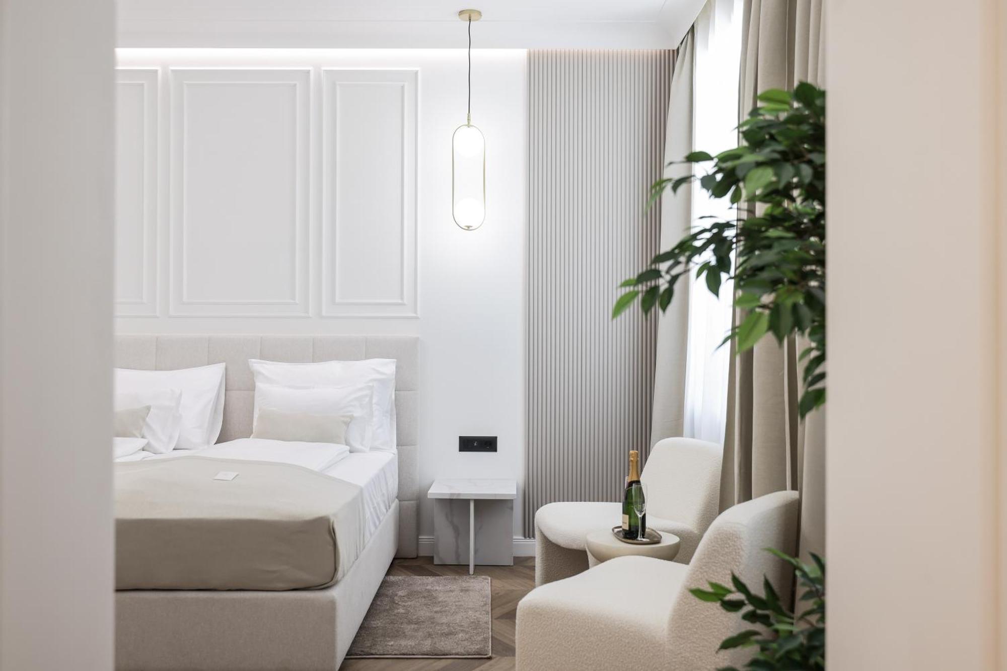 De Pusterla Luxury Penzión pre hostí 4*